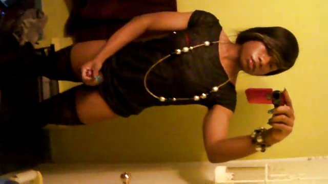 Dick guy experiencing bliss from the lips of a disgruntled young girlfriend