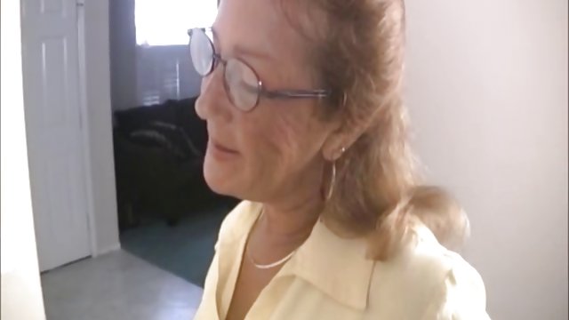 Busty bitch is ready to exhaust Negro